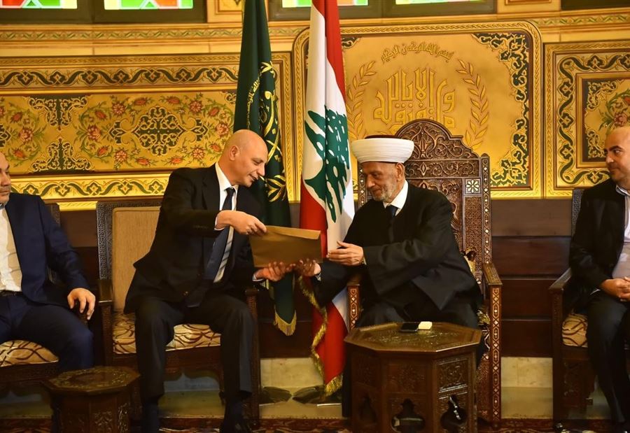 بتوجيهات من سعد الحريري… احمد هاشمية ينفذ وعده بتوجيهات من سعد الحريري… احمد هاشمية ينفذ وعده