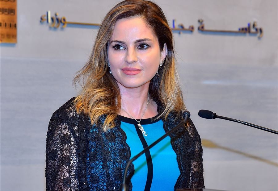 وزيرة الإعلام توضِّح..."بابنا مفتوح للجميع"