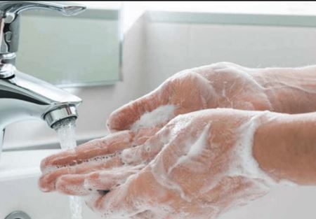 4 خطوات تضمن "الغسيل المثالي الصحي" لليدين 