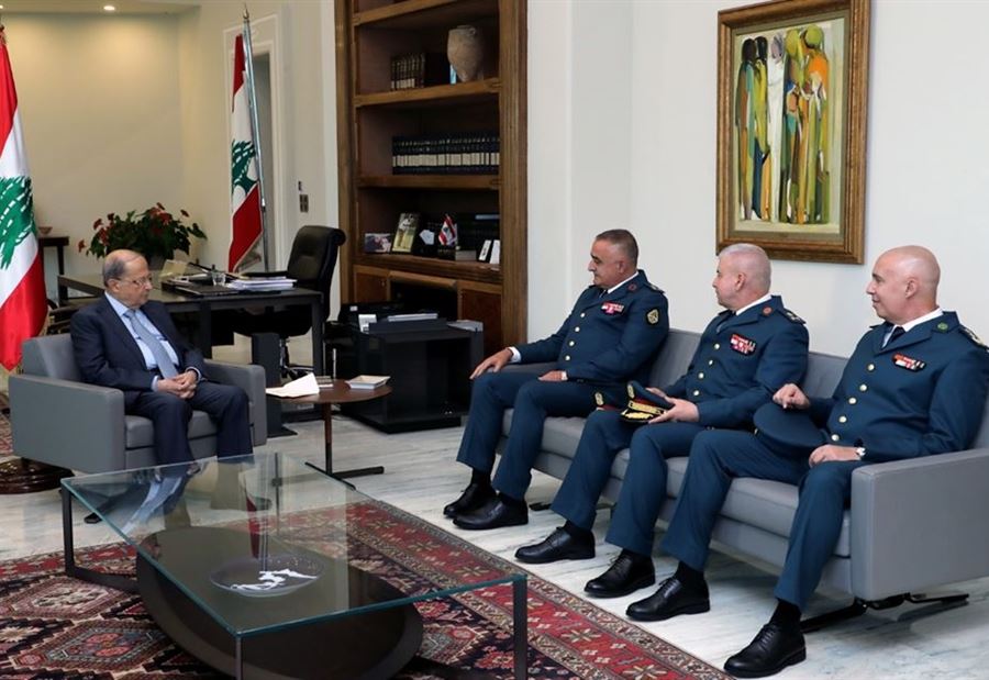 دعوةٌ من قيادة الجيش الى عون دعوةٌ من قيادة الجيش الى عون