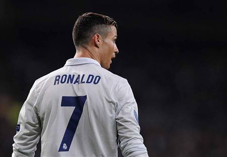 بعد رحيل "الدون".. من سيرتدي الرقم 7 في ريال مدريد؟
