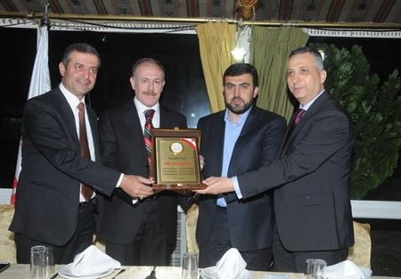  النبطية تكرم قائد جهاز امن السفارات العميد جوهر