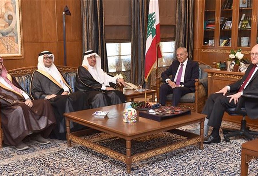 بري ينوه بعمل لجنة المال 