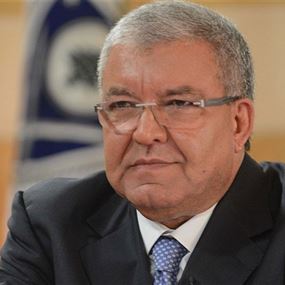 المشنوق ينفي الموافقة على تسمية شارع باسم المتهم باغتيال الحريري
