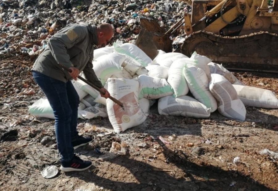  إنذارات خطية... سوبرماركت تخزن "طحينًا فاسدًا"