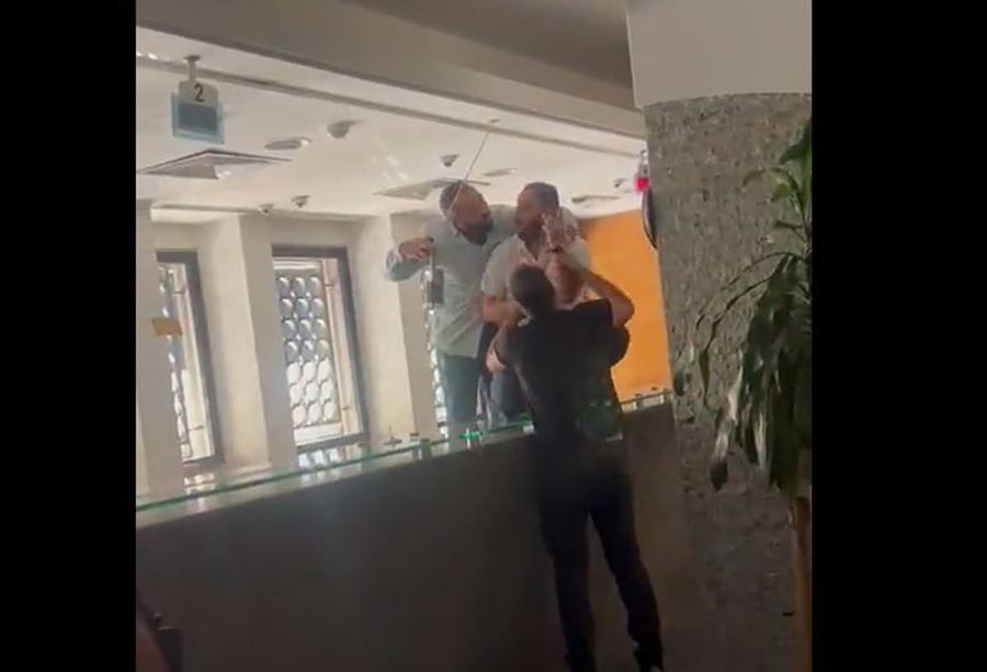 تفاصيل اقتحام بنك بلوم في الطريق الجديدة (فيديو)