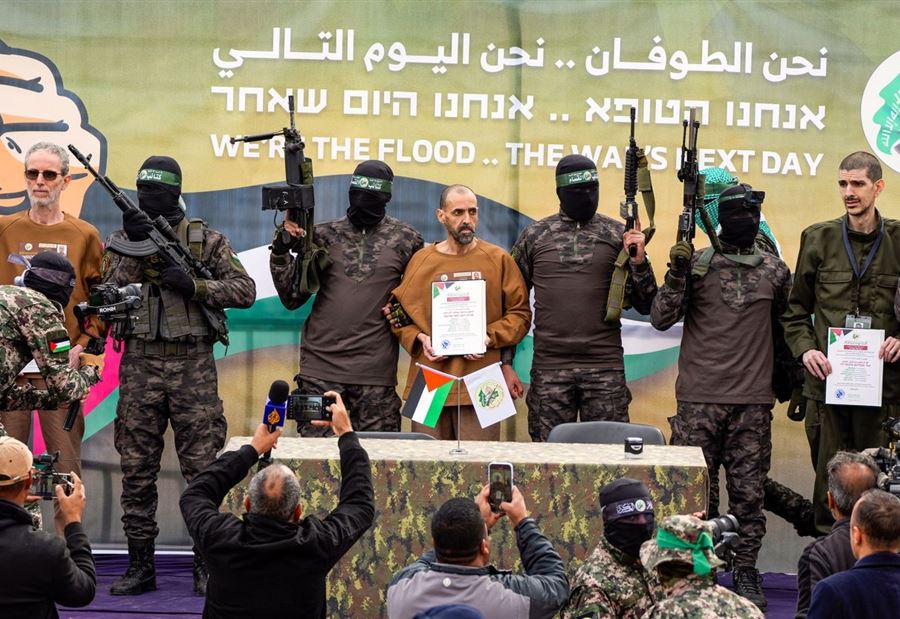 3 فلسطينيين مقابل 369 إسرائيليًا... تفاصيل الدفعة السادسة من تبادل الأسرى