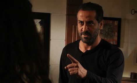 عبد المنعم عمايري متورّط بجريمة مع شقيقة ممثّل سوري