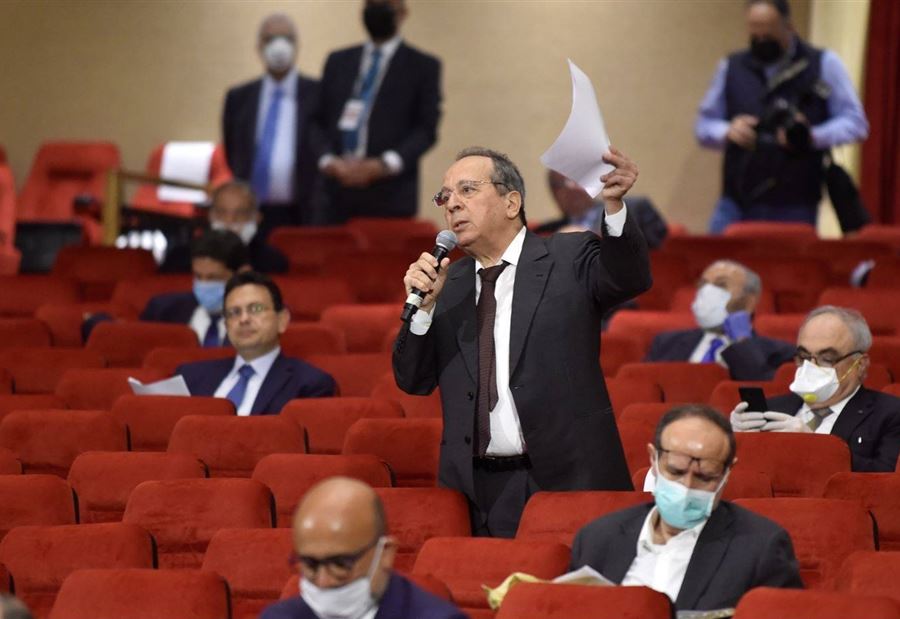 السيّد: ما هي الحكومة البديلة؟ السيّد: ما هي الحكومة البديلة؟