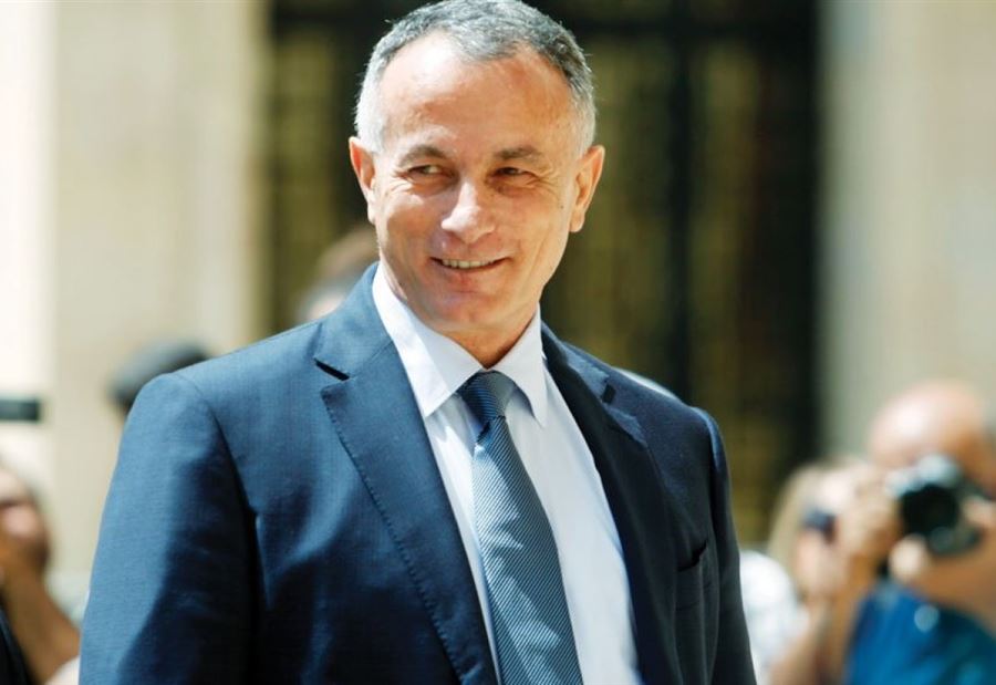 روكز: الشعب مقهور والمسؤولون "متعجرفون" روكز: الشعب مقهور والمسؤولون "متعجرفون"