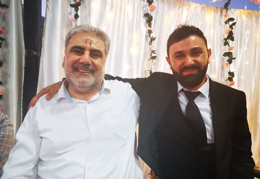 بالفيديو:  نواف الموسوي و"دبكة" مع صهره!