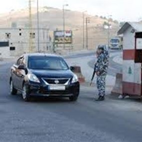 توقيف سيارة مسروقة على حاجز ضهر البيدر