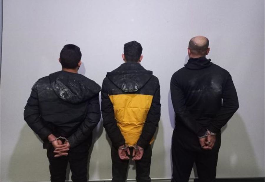 بعد عملية مراقبة دقيقة... "الأمن" يوقف عصابة سرقة! بعد عملية مراقبة دقيقة... "الأمن" يوقف عصابة سرقة!