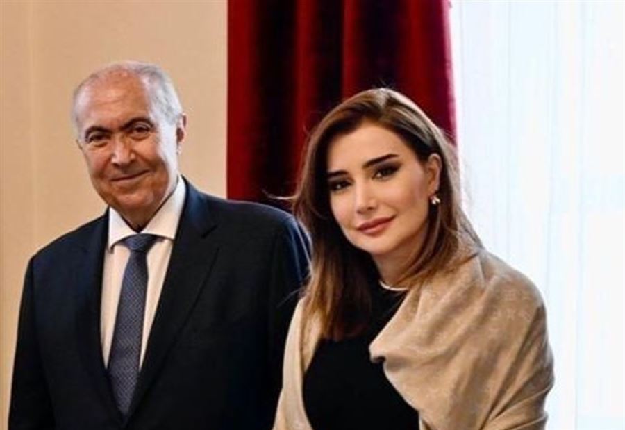 مستشارة مخزومي تعزّز نفوذها!