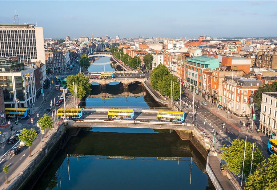 إيرلندا تعتزم الانضمام لدعوى الإبادة الجماعية ضد إسرائيل إيرلندا تعتزم الانضمام لدعوى الإبادة الجماعية ضد إسرائيل