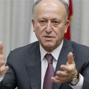 من أجاز لريفي تصريف الأعمال؟ من أجاز لريفي تصريف الأعمال؟