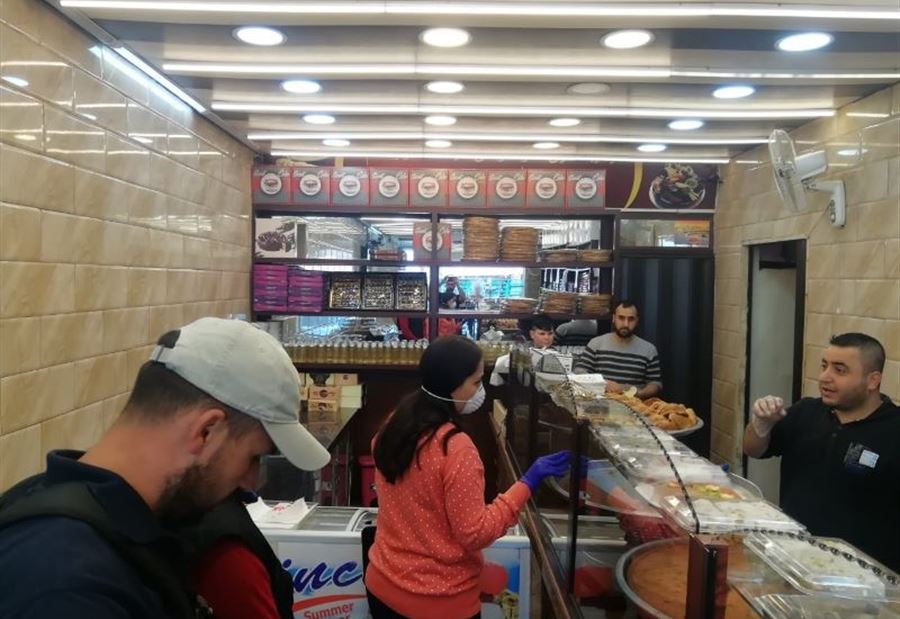 انذارات لمحال حلويات مخالفة في عكار