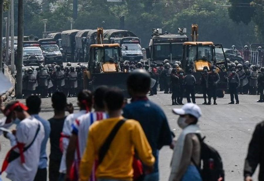 إنقلاب ميانمار... عقوبات أميركية وإستهداف أوروبي للمسؤولين
