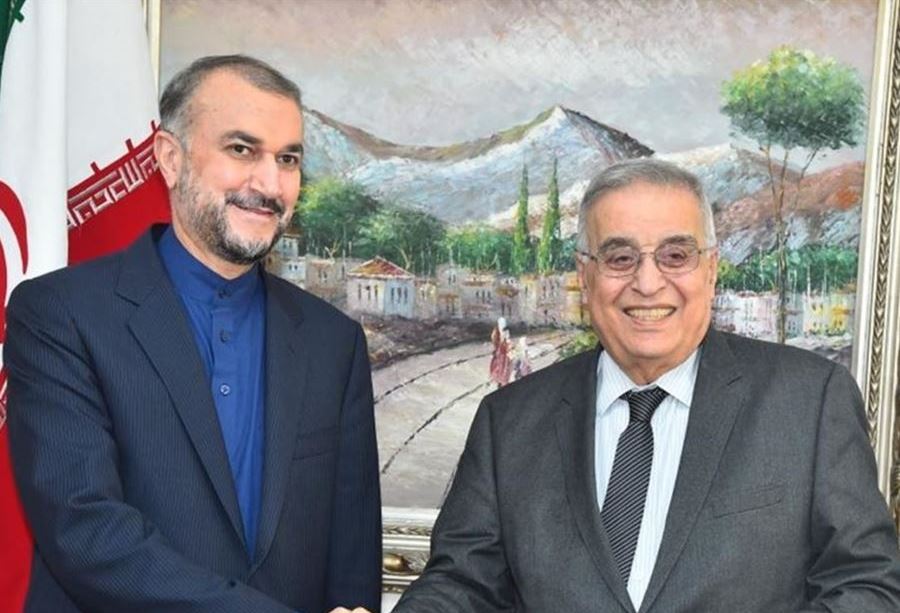 أبعاد زيارة عبد اللهيان الى لبنان....ماذا يحمل من تسهيلات؟