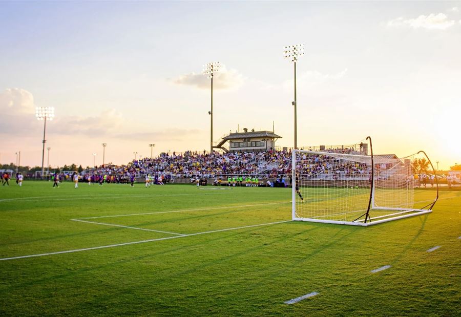 مباريات نارية... العهد إلى سلطنة عمان والنجمة إلى البحرين!