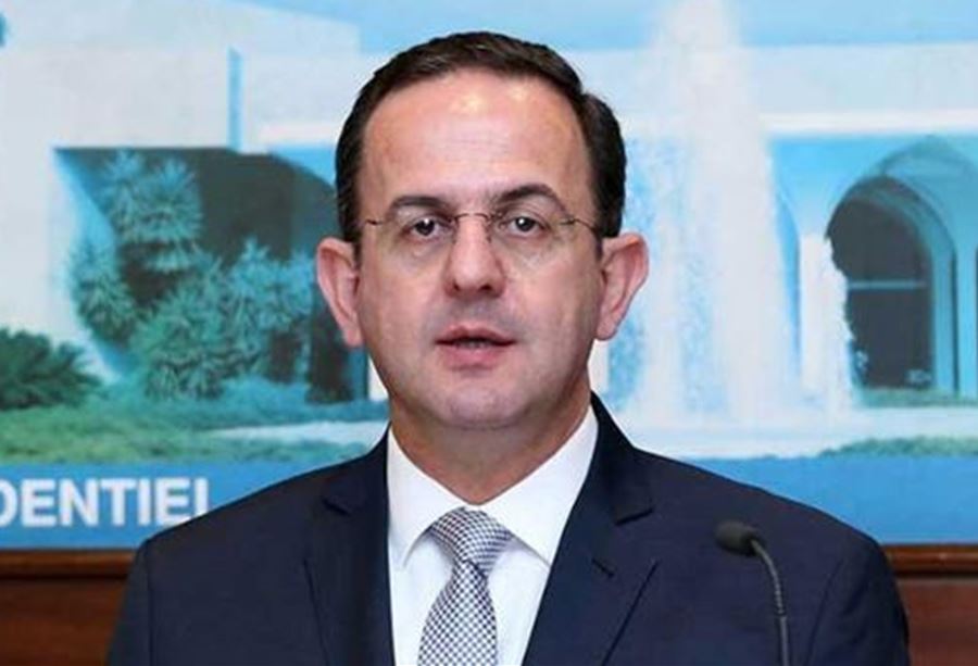 وزير السياحة يخصخص الوزارة لصالح 