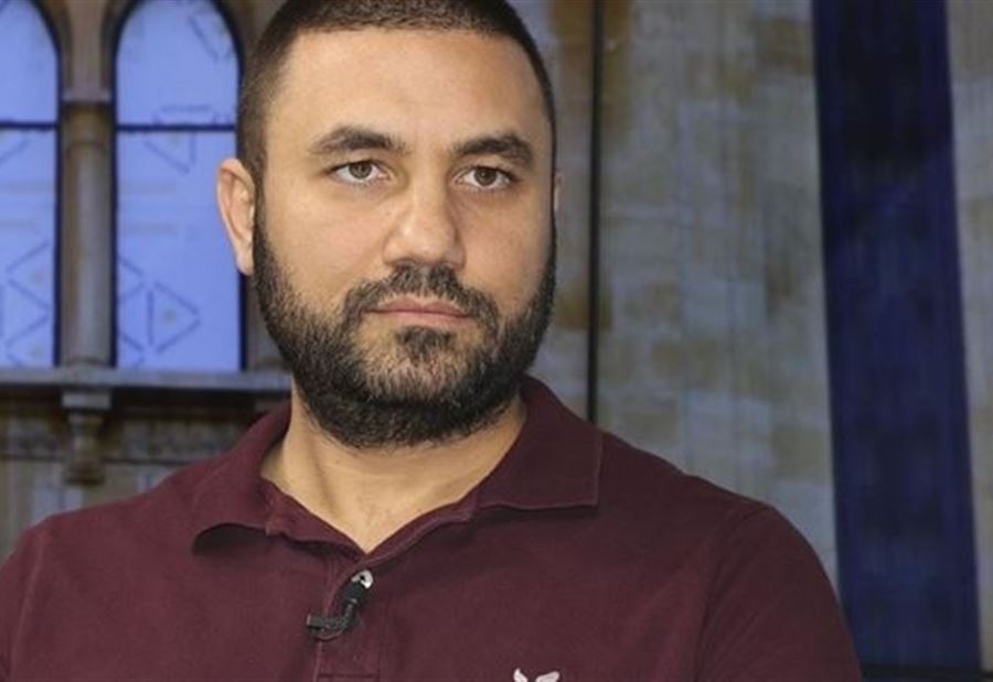 بركات يردّ على قيادي "مستقبلي" متهكماً: المشنوق اشترى "عكاظ"