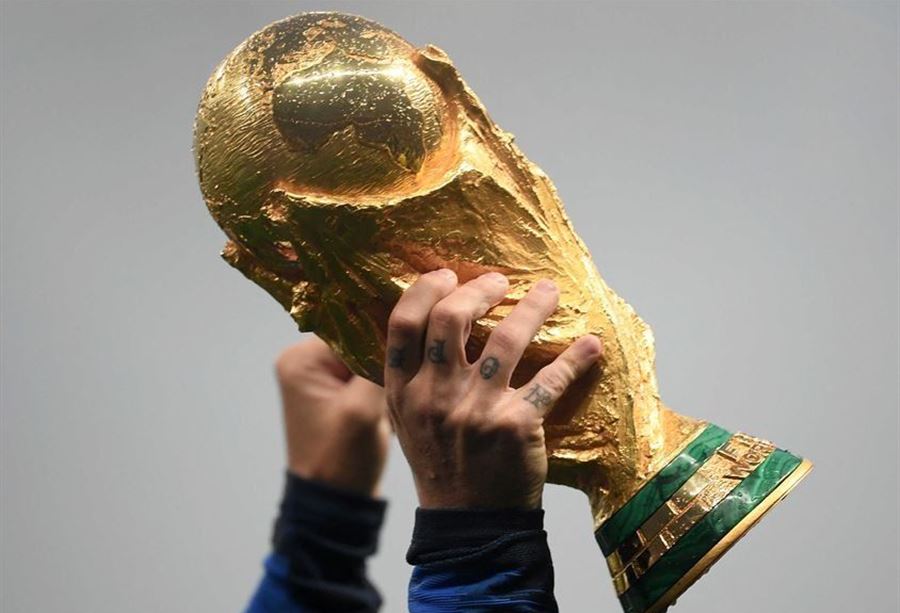 "مونديال 2022"... رفع مدّة المباراة إلى الـ 100 دقيقة؟