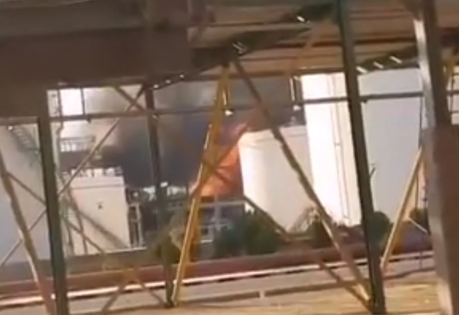 بالفيديو: انفجار في مُجمع " خميني" بإيران