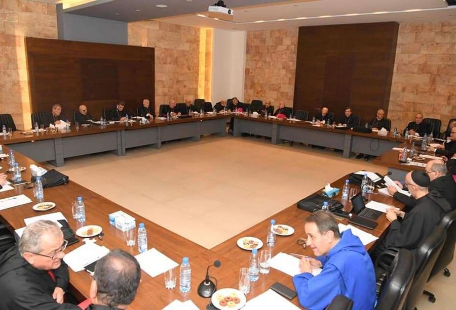 المطارنة الموارنة: لإيقاف مزاريب الهدر