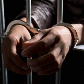 توقيف شخصين في بلدة انصار بتهمة ترويج المخدرات