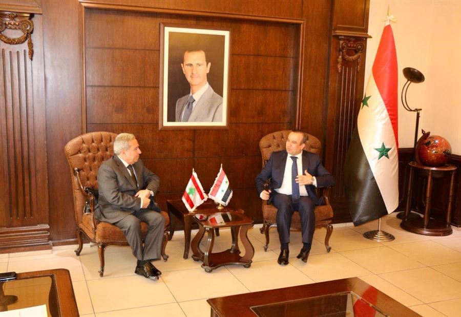 أول زيارة لوزير في الحكومة الى سوريا 