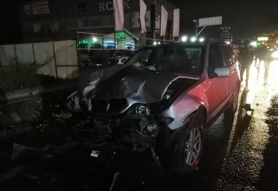 بالصور: جريحان جراء حادث سير على اوتوستراد الصفرا