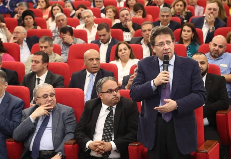 كنعان: نحن مع رفع الرسوم على الدخان