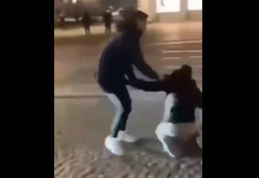 اعتداء على مشجعين إسرائيليين في أمستردام... وإسرائيل تتحرك! (فيديو)
