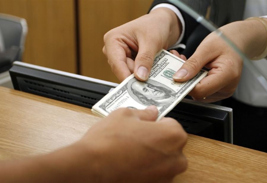ارتفاعٌ في سعر صرف الدولار 