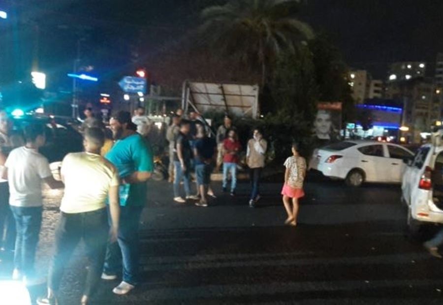 قطع ساحة دوار إيليا في صيدا 