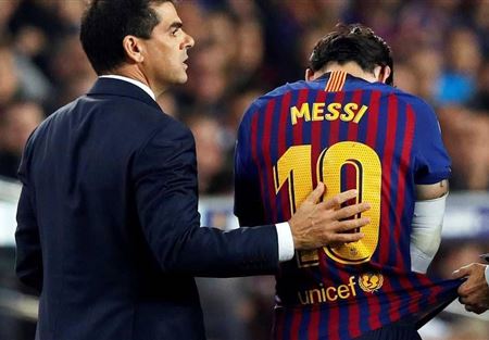 إصابة ميسي تفسد ليلة برشلونة إصابة ميسي تفسد ليلة برشلونة