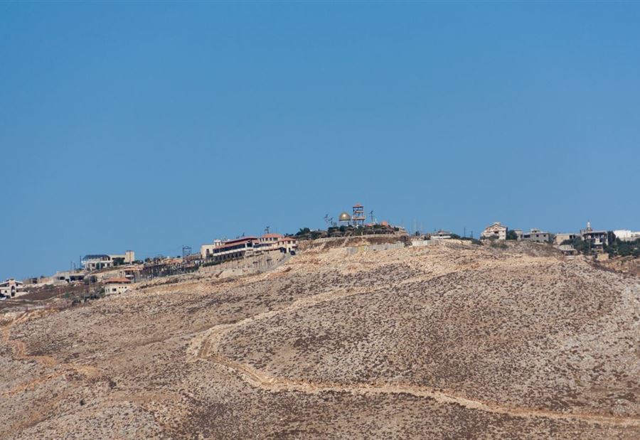 استشهاد امرأة وإصابة زوجها في قصف على "مارون الراس"