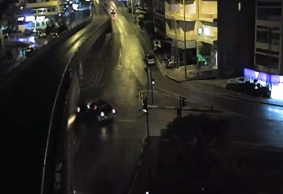 بالفيديو: حادث تصادم اثر تجاوز الإشارة الضوئية 