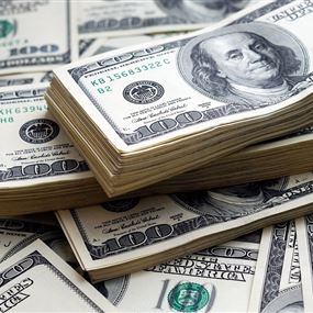 انخفاض سعر صرف الدولار أمام اليورو