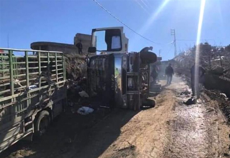 بالصورة: انقلاب بيك آب في عكار