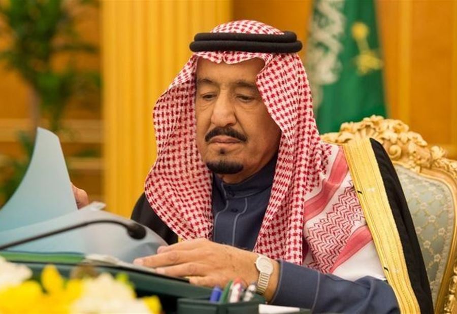 الملك سلمان يُغرّد عن جائحة "كورونا"