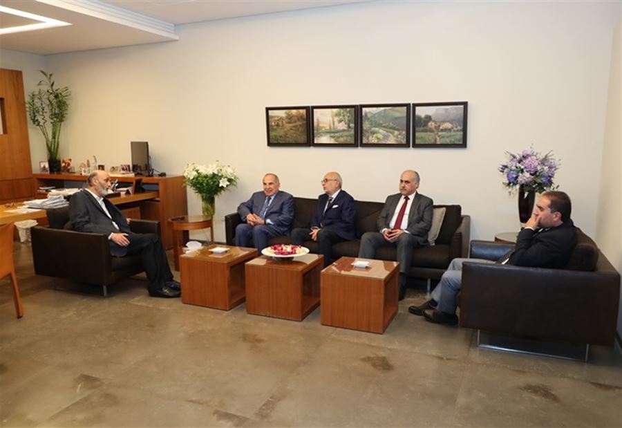 "الاشتراكي" التقى جعجع وزار بكركي... "المصالحة اساس في الجبل"