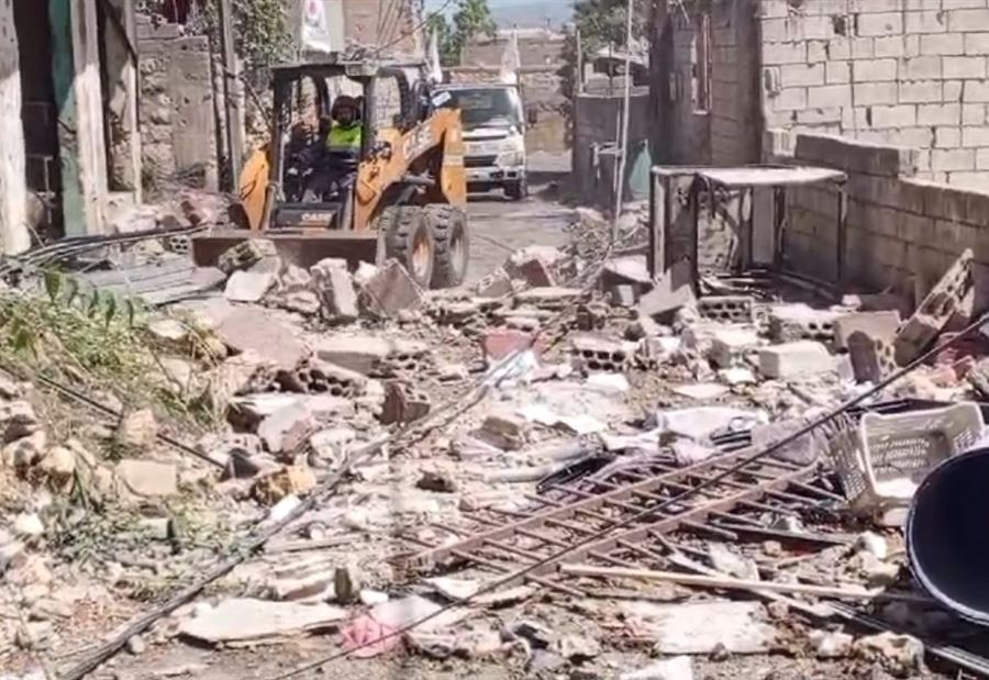 "إخماد حريق ورفع أنقاض"... اليكم الوضع جنوباً! "إخماد حريق ورفع أنقاض"... اليكم الوضع جنوباً!