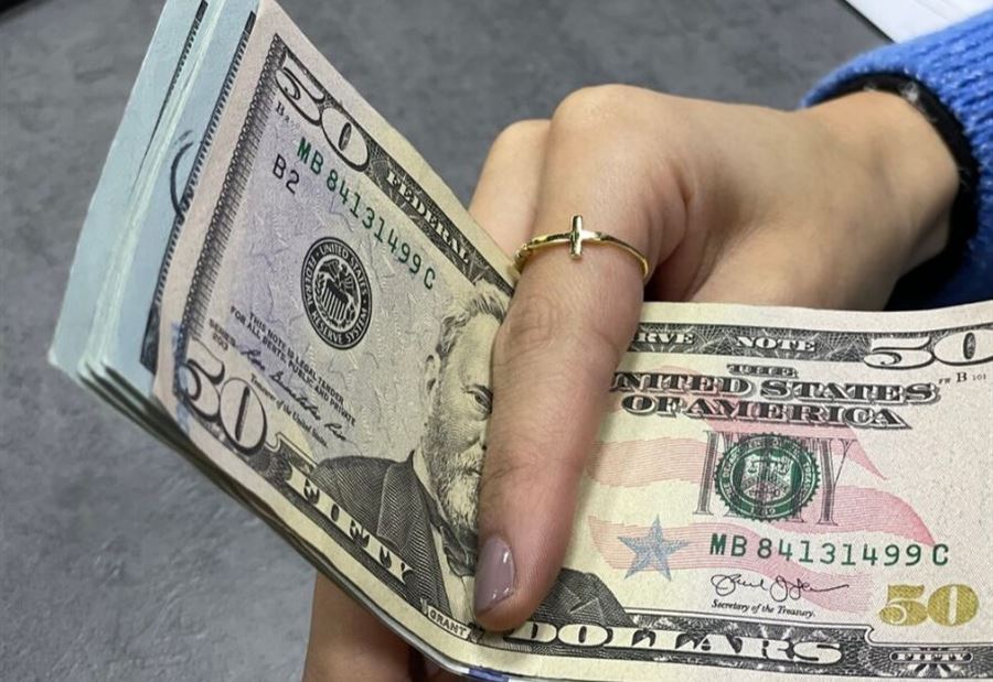 دولار السوق السوداء يواصل تحليقه!