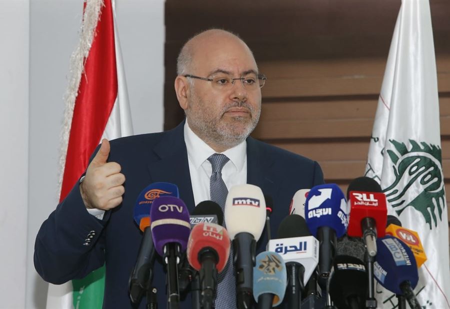 الأبيض: نريد دعم المريض بالفعل وليس بالقول