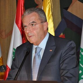 وديع الخازن: لمزيد من الوحدة والحوار للخروج من المأزق 