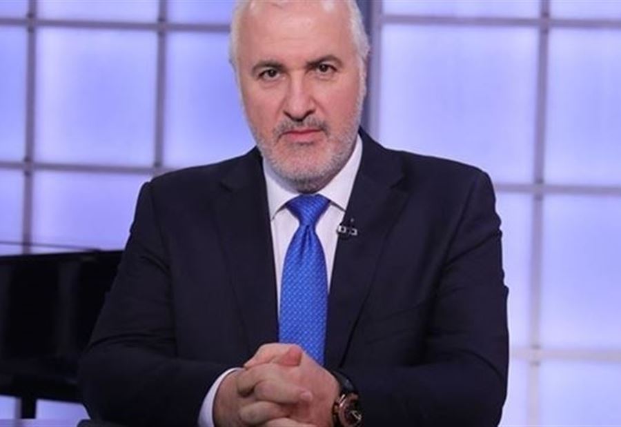 عزيز: "إنتو أوّل ناس... بيركضوا بفجور"