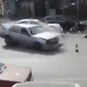 بالفيديو: حادث سير على طريق عام الضنية 