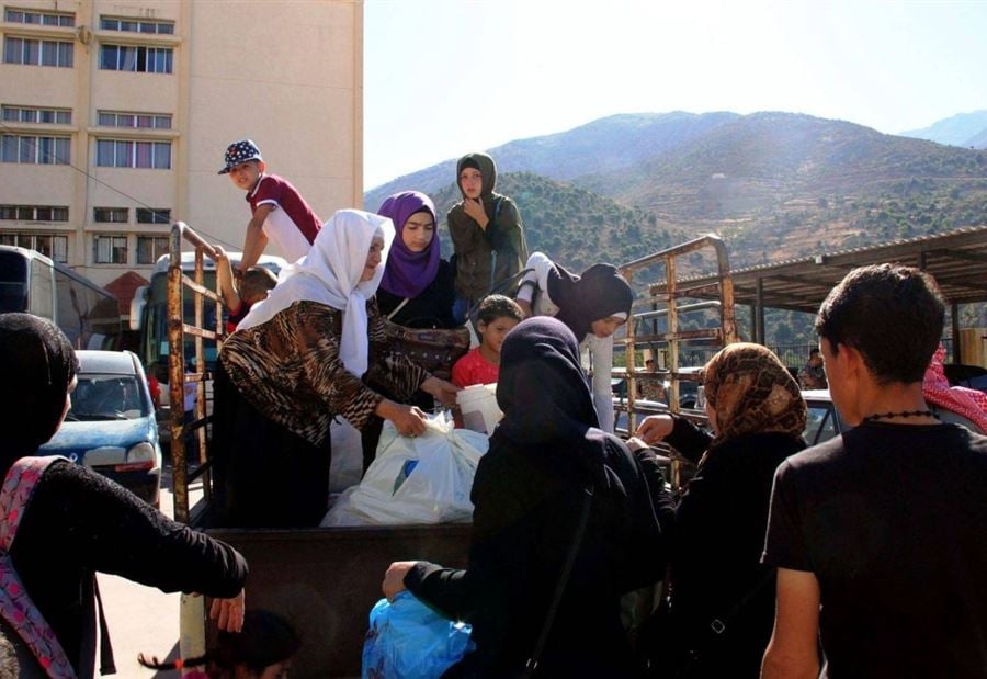 "عم نموت من البرد"... صرخة "نازحة" تستدعي تحركاً عاجلاً لتفادي الكارثة! "عم نموت من البرد"... صرخة "نازحة" تستدعي تحركاً عاجلاً لتفادي الكارثة!